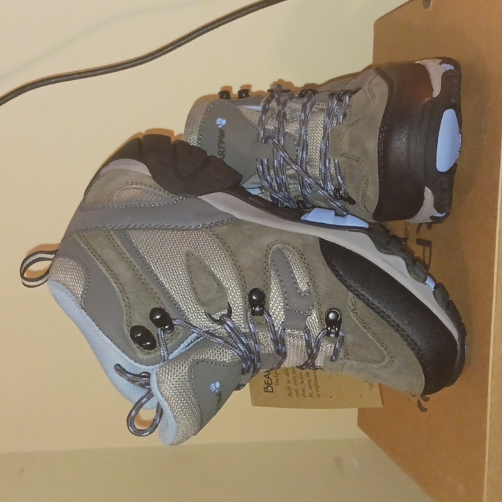 SALE! Bearpaw! NWOT!grey ,rich sky blue, outdoor Adventure Boots -Runs Small